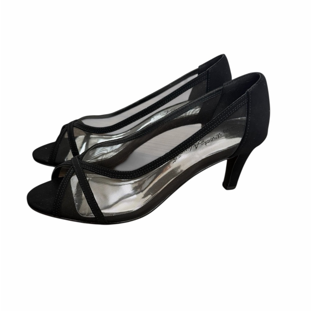 Easy Street Black Mesh Peep-Toe heels‎